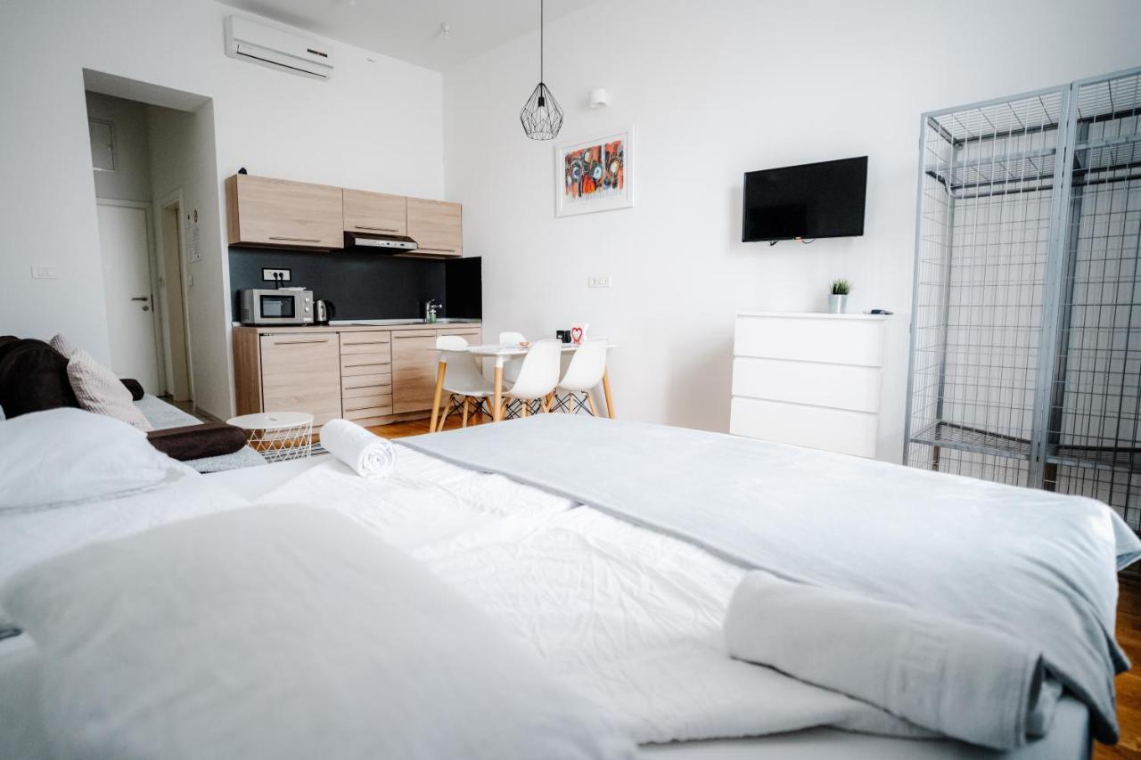 Dta Hebrangova Apartment Zagreb Exterior photo