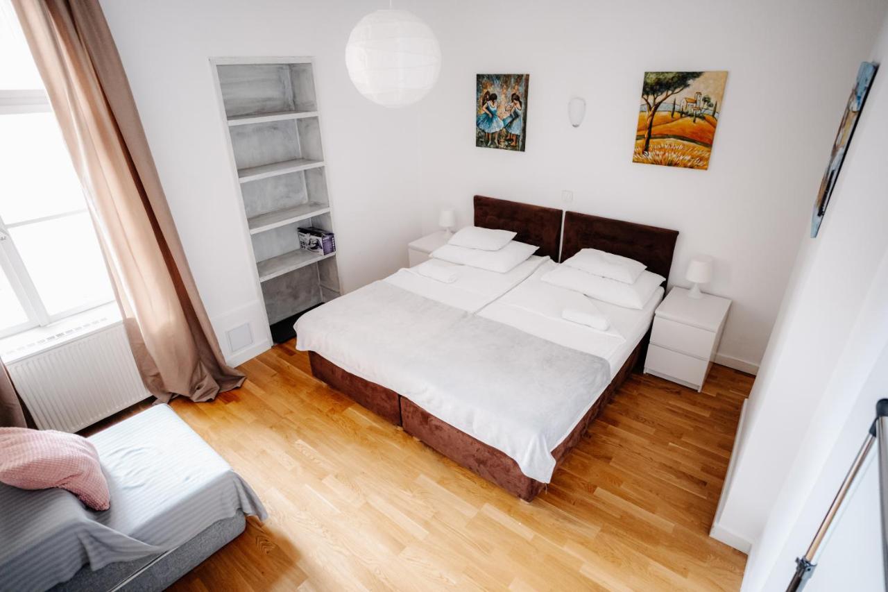 Dta Hebrangova Apartment Zagreb Exterior photo